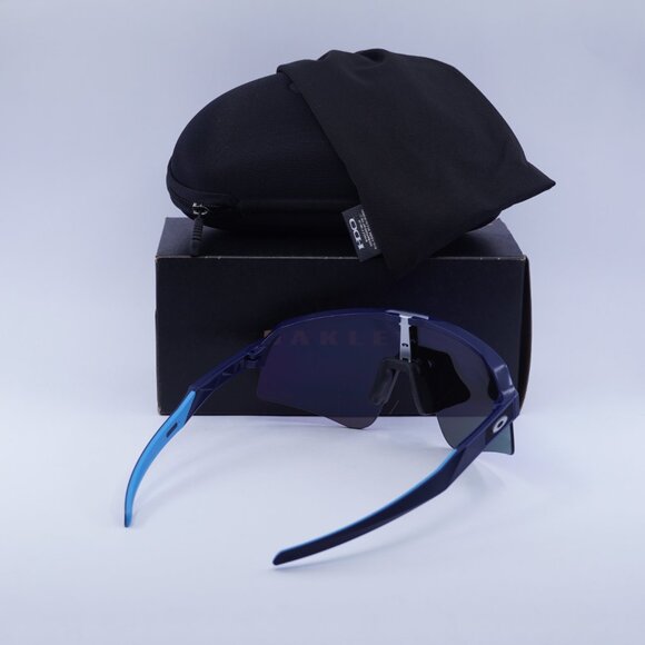 Oakley OO9465 0539 Shield Sunglasses - Matte Navy/Prizm Sapphire - Picture 6 of 9